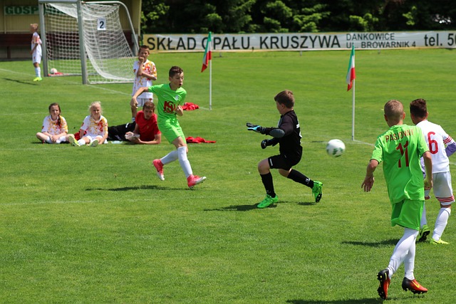 他们正在探 他们正在探