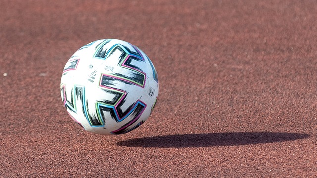 合约中年薪 合约中年薪